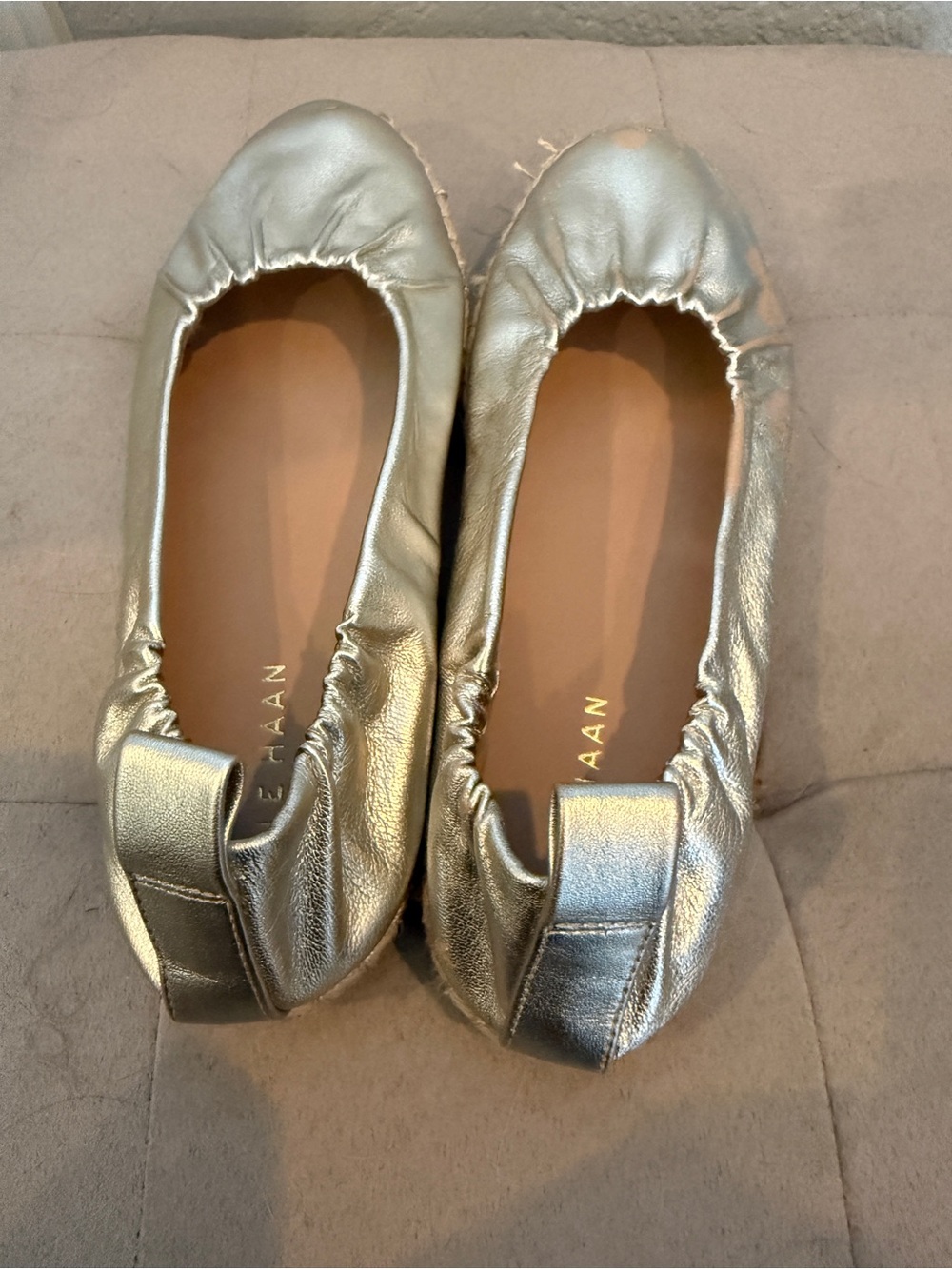Flats - Picture 2 of 5